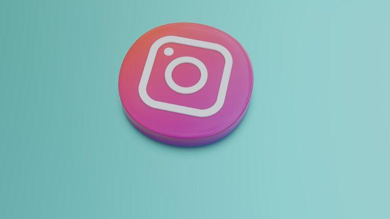 Instagram Live Selling Strategies for Small Business Success